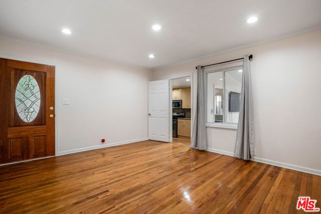 6214 Goodland Avenue, Los Angeles, CA 91606