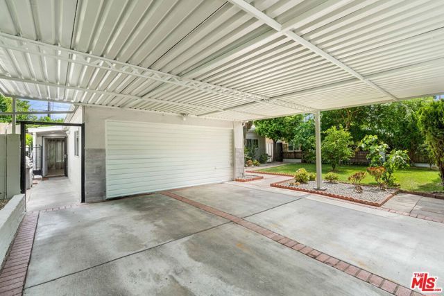 6214 Goodland Avenue, Los Angeles, CA 91606