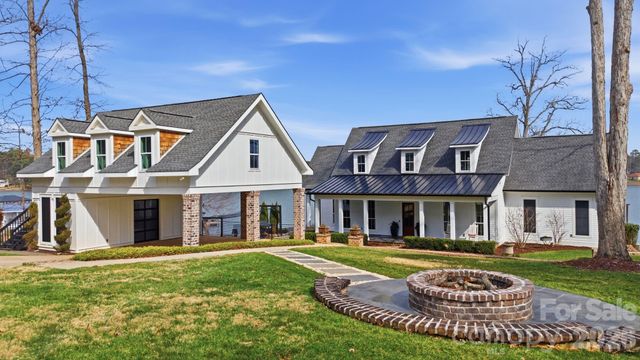 879 Kemp Road, Mooresville, NC 28117