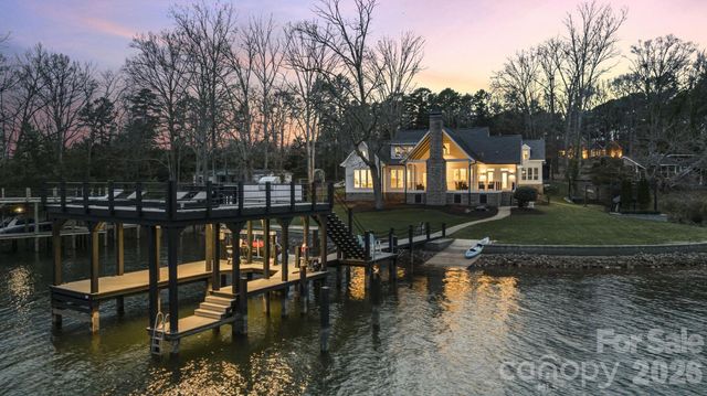 879 Kemp Road, Mooresville, NC 28117