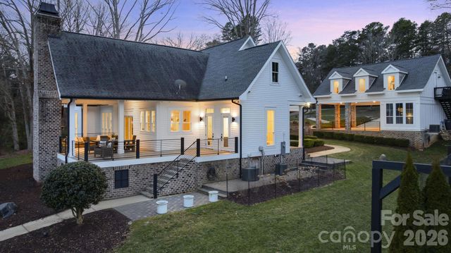 879 Kemp Road, Mooresville, NC 28117