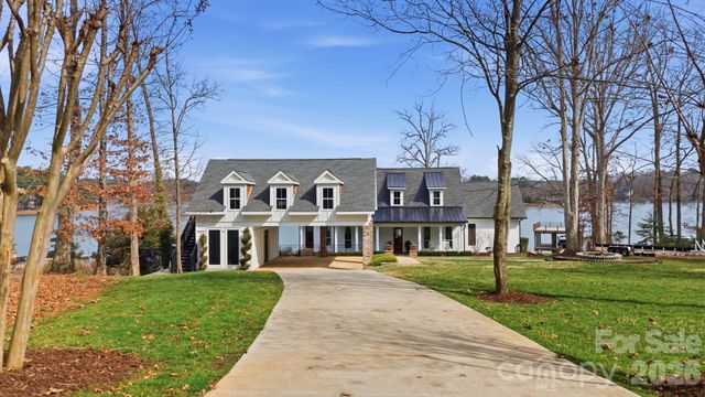 879 Kemp Road, Mooresville, NC 28117