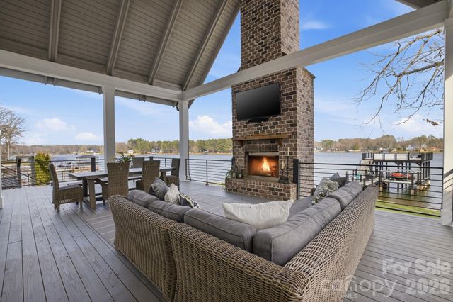 879 Kemp Road, Mooresville, NC 28117