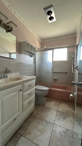 3801 NE 22nd Terrace 5, Lighthouse Point, FL 33064