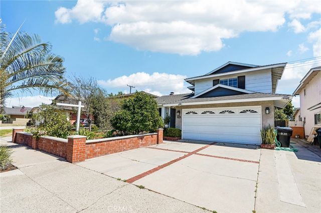 6792 Reefton, Cypress, CA 90630