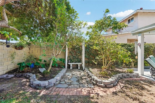 6792 Reefton, Cypress, CA 90630