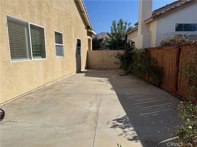 33015 Eagle Point Drive, Yucaipa, CA 92399