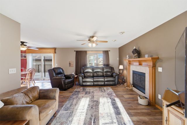 3009 SW Prairie View Road, Ankeny, IA 50023