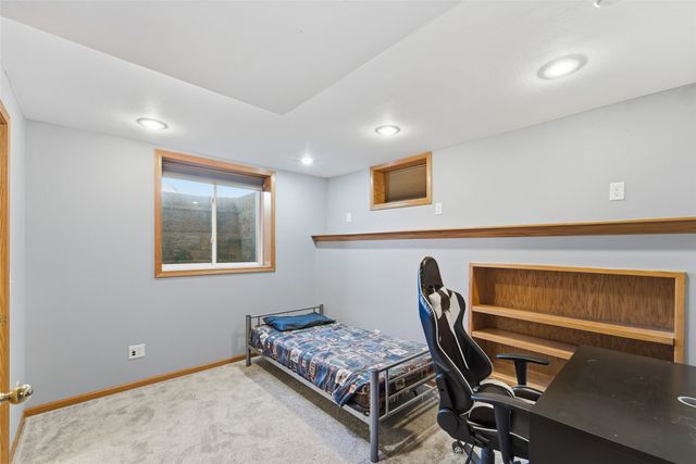 3009 SW Prairie View Road, Ankeny, IA 50023