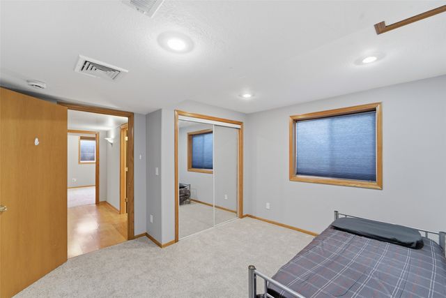 3009 SW Prairie View Road, Ankeny, IA 50023