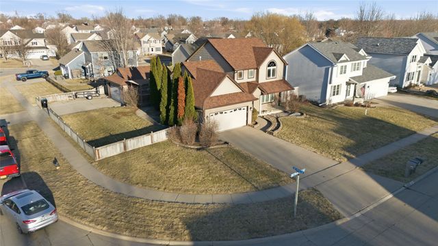 3009 SW Prairie View Road, Ankeny, IA 50023