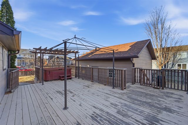 3009 SW Prairie View Road, Ankeny, IA 50023