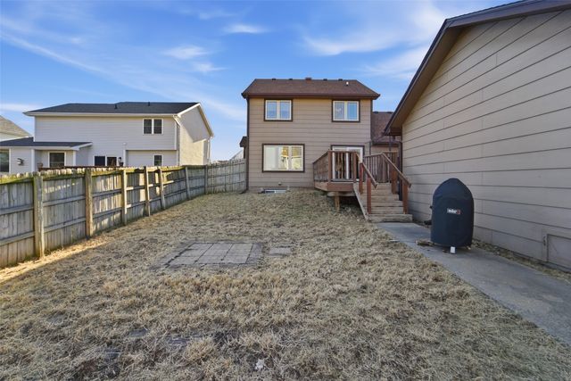 3009 SW Prairie View Road, Ankeny, IA 50023