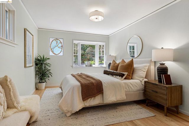 139 Buckeye Ave, Oakland, CA 94618