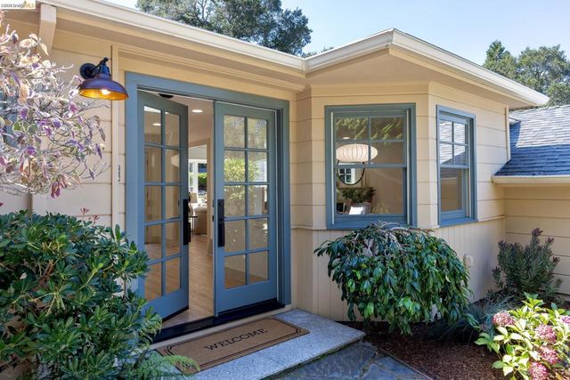 139 Buckeye Ave, Oakland, CA 94618