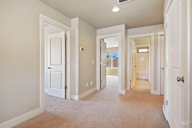 30 N Arrow Creek Ln, Eagle, ID 83616