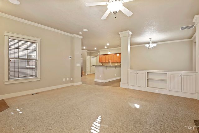 30 N Arrow Creek Ln, Eagle, ID 83616