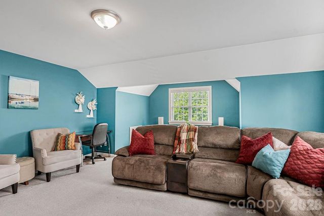 13731 Daltrey Lane, Charlotte, NC 28277
