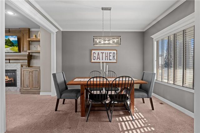 2322 SW River Trail road Road, Lee's Summit, MO 64082