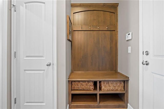 2322 SW River Trail road Road, Lee's Summit, MO 64082