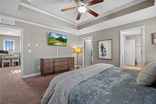 2322 SW River Trail road Road, Lee's Summit, MO 64082