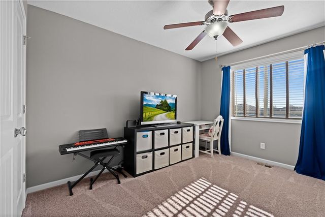 2322 SW River Trail road Road, Lee's Summit, MO 64082