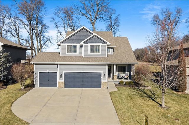 2322 SW River Trail road Road, Lee's Summit, MO 64082