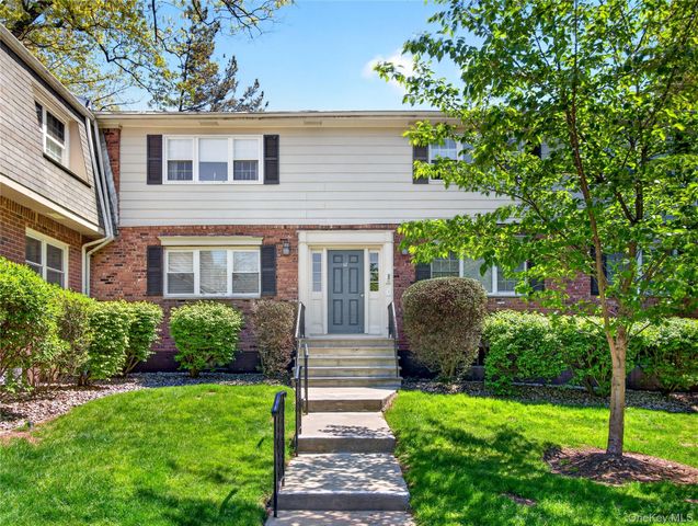 68 Bon Aire Circle P11, Suffern, NY 10901