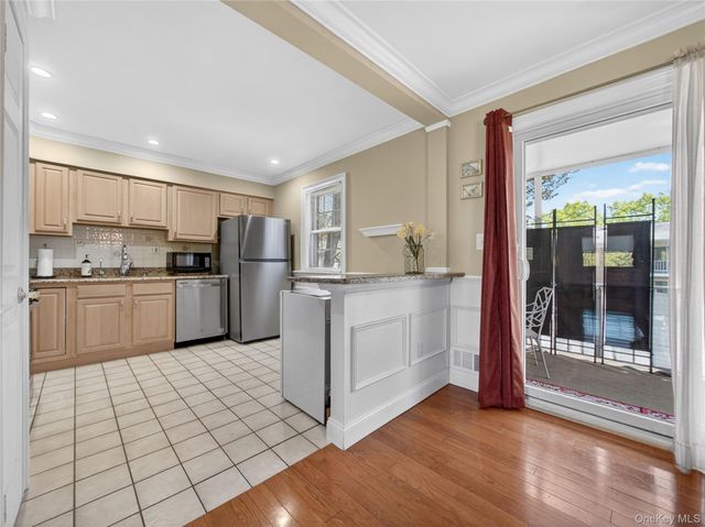 68 Bon Aire Circle P11, Suffern, NY 10901