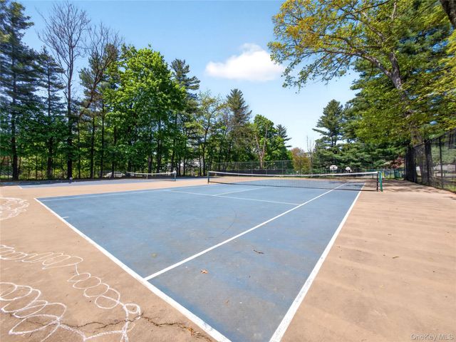 68 Bon Aire Circle P11, Suffern, NY 10901