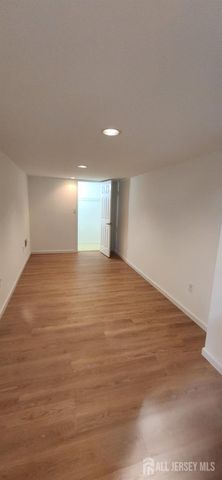 3106 Commons At Kingswood Drive, East Brunswick, NJ 08816