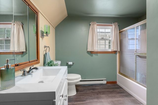 100 Chestnut 100, West Springfield, MA 01089