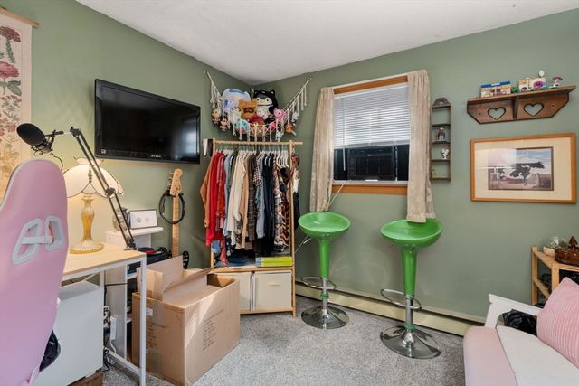 100 Chestnut 100, West Springfield, MA 01089