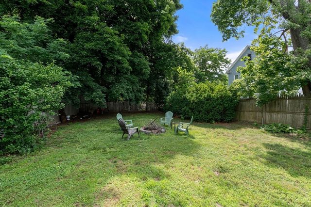 100 Chestnut 100, West Springfield, MA 01089