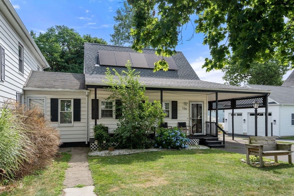 100 Chestnut 100, West Springfield, MA 01089