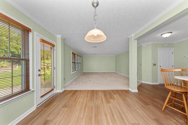 102 Lights Pointe Court, Ohio Twp, OH 45157