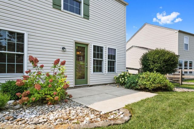 102 Lights Pointe Court, Ohio Twp, OH 45157