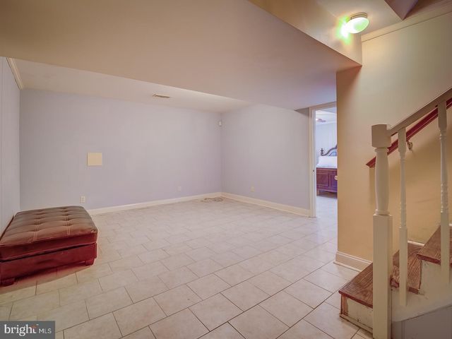 7910 LIVINGSTON RD, Oxon Hill, MD 20745