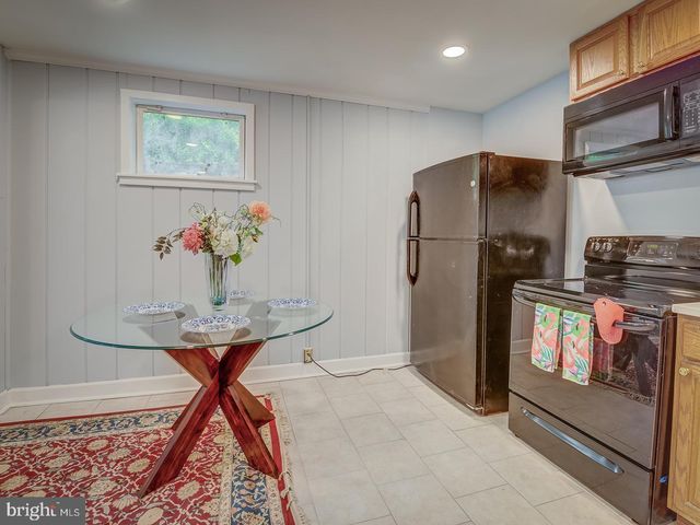 7910 LIVINGSTON RD, Oxon Hill, MD 20745