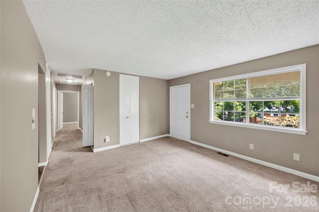 9408 Spruce Pine Place, Charlotte, NC 28210