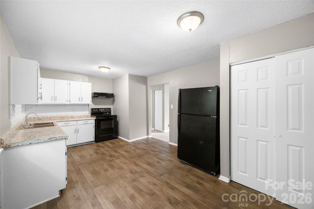 9408 Spruce Pine Place, Charlotte, NC 28210