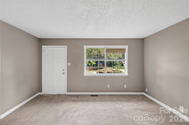 9408 Spruce Pine Place, Charlotte, NC 28210