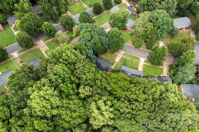 9408 Spruce Pine Place, Charlotte, NC 28210