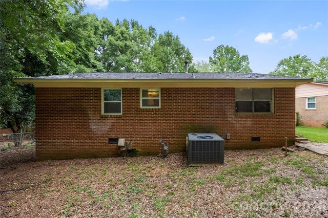 9408 Spruce Pine Place, Charlotte, NC 28210