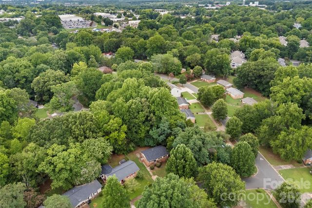 9408 Spruce Pine Place, Charlotte, NC 28210
