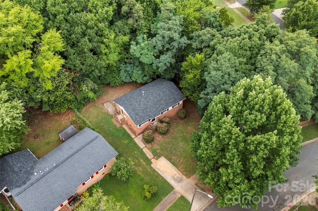 9408 Spruce Pine Place, Charlotte, NC 28210