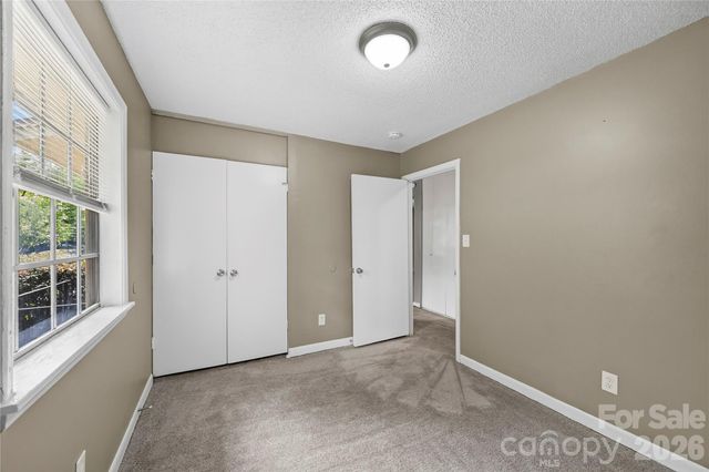 9408 Spruce Pine Place, Charlotte, NC 28210
