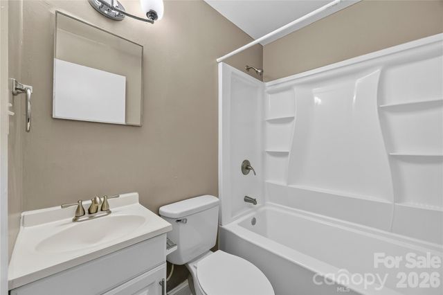 9408 Spruce Pine Place, Charlotte, NC 28210