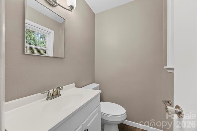 9408 Spruce Pine Place, Charlotte, NC 28210