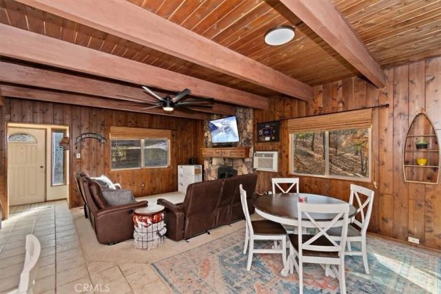 1241 Innsbruck, Lake Arrowhead, CA 92352